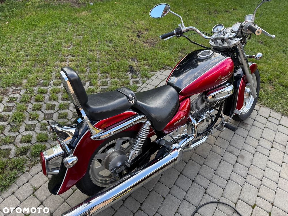 Hyosung GV - 1