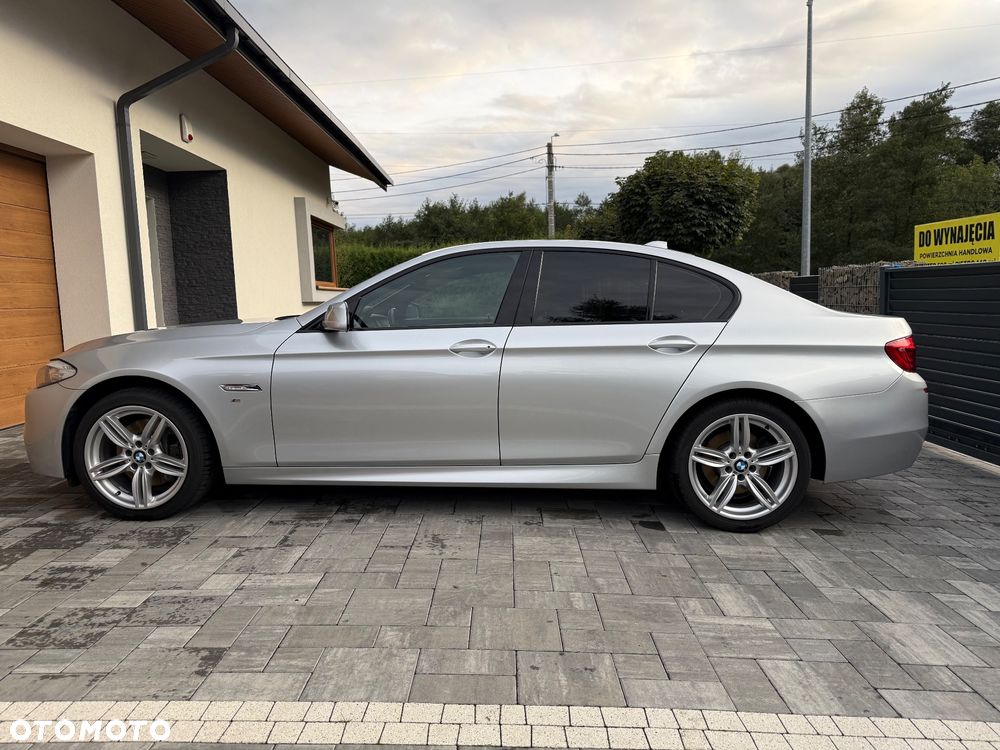 BMW Seria 5 525d xDrive - 6