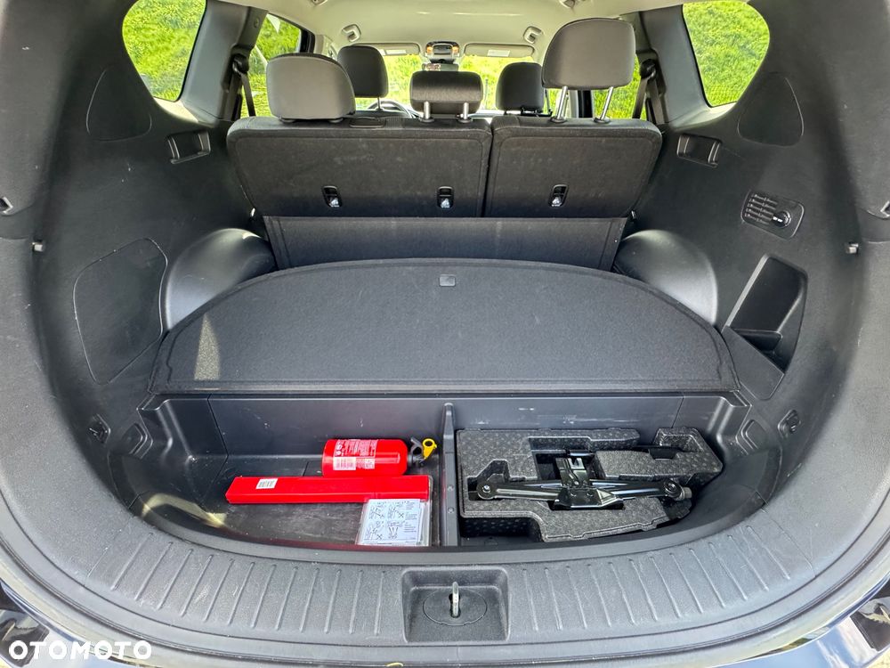 Hyundai Santa Fe - 12