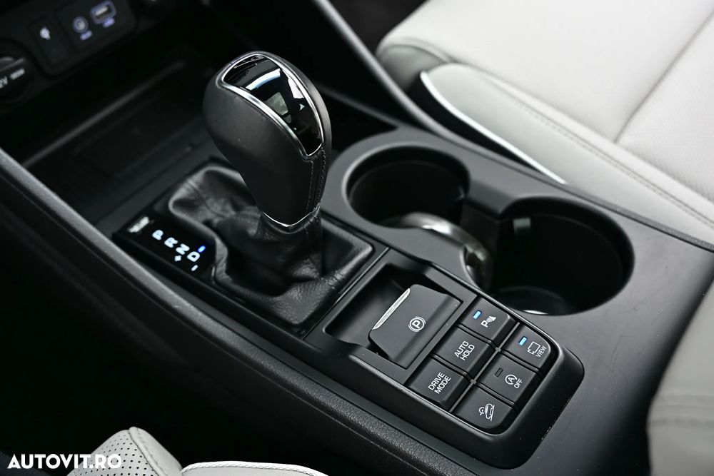 Hyundai Tucson blue 1.6 CRDi 2WD DCT Premium - 12