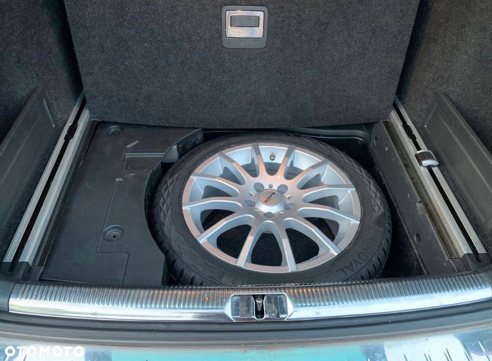 Volkswagen Passat 1.8 TSI Highline - 11