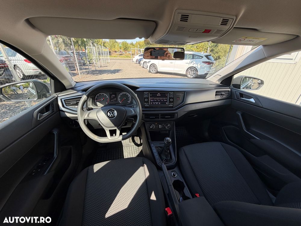 Volkswagen Polo 1.0 Comfortline - 21