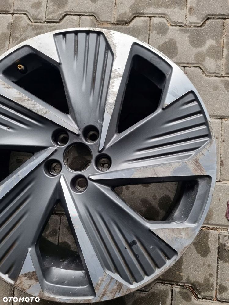 seat arona 6f9 7x18 et47 5x100 6f9601025g - 2