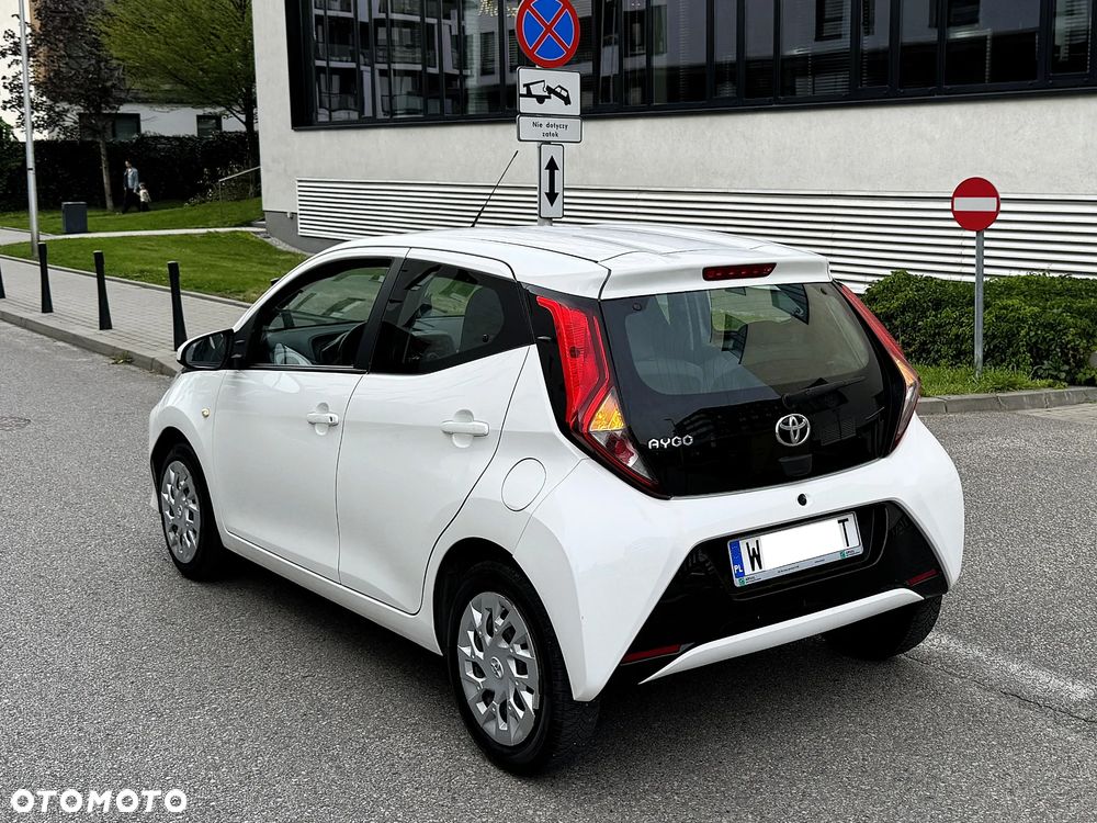 Toyota Aygo 1.0 VVT-i Black Edition - 28