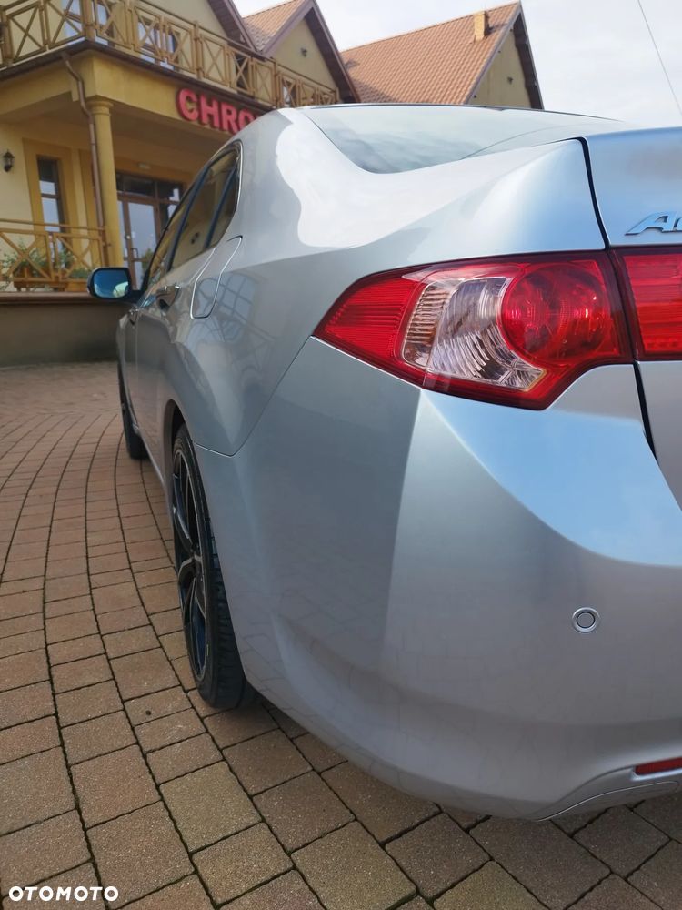 Honda Accord 2.0 Lifestyle - 12