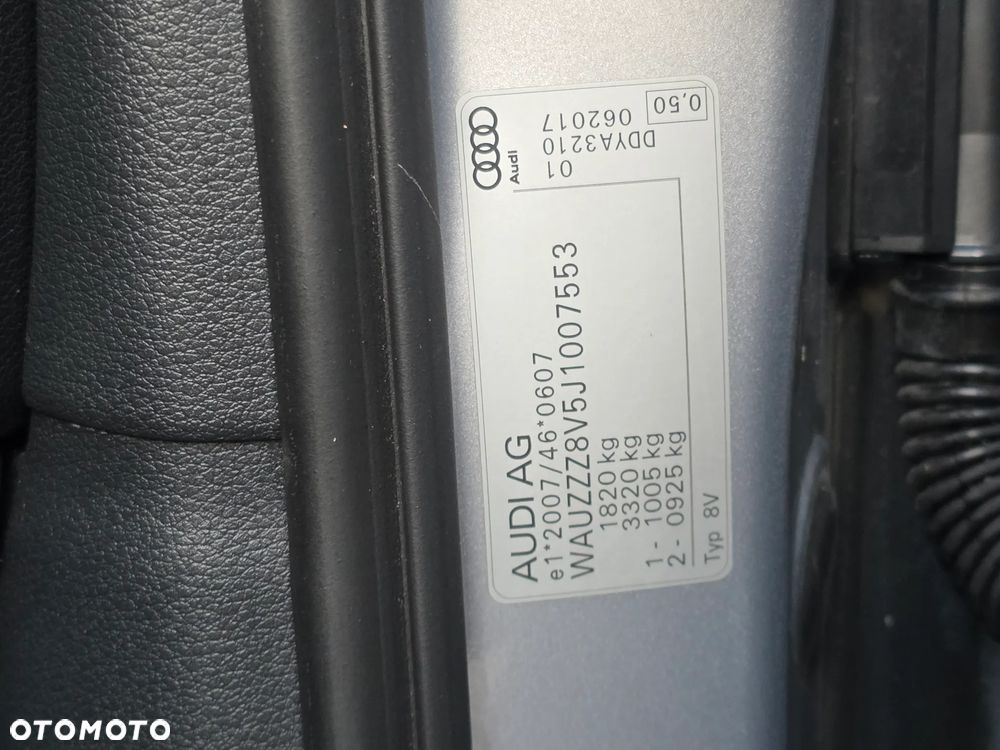 Audi A3 Limousine 1.6 TDI design - 26