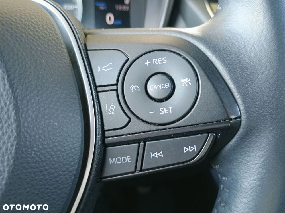 Toyota Corolla 1.8 Hybrid Comfort - 17