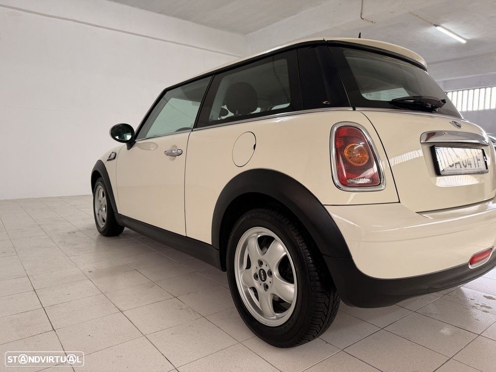 MINI 3 Portas One - 5