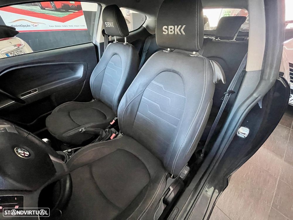 Alfa Romeo MiTo 1.3 JTDM Distinctive - 2