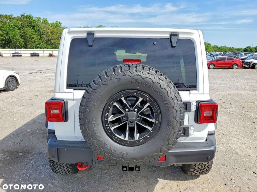 Jeep Wrangler - 4