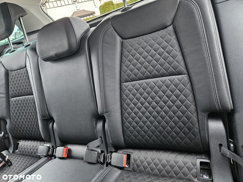 Skoda Karoq 1.5 TSI ACT 4x2 Ambition DSG - 18