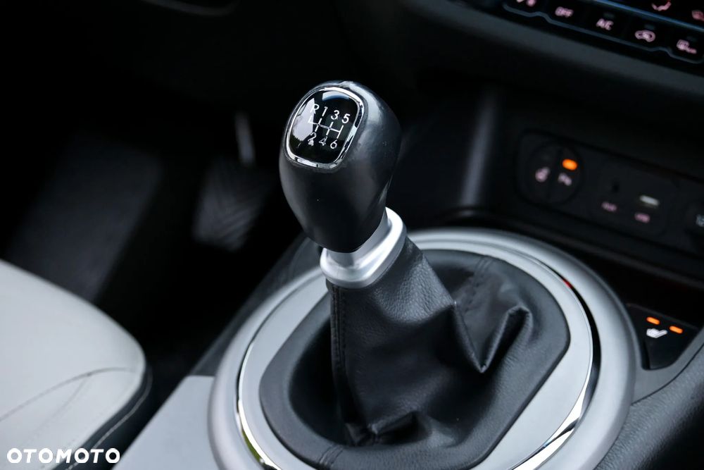 Kia Sportage 2.0 CRDI XL AWD - 24