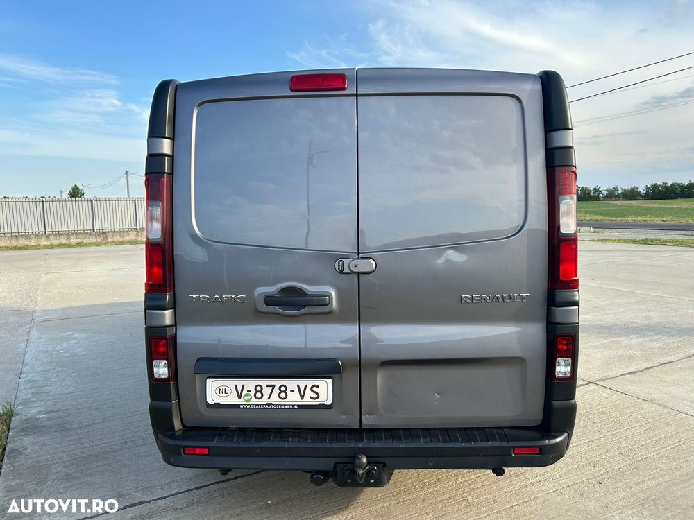 Renault Trafic 1.6 dCi 120 Grand Combi Authentique - 17