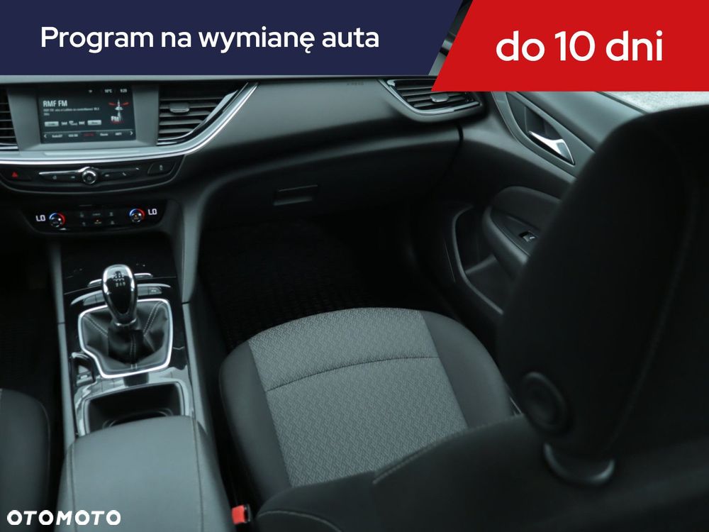Opel Insignia - 10