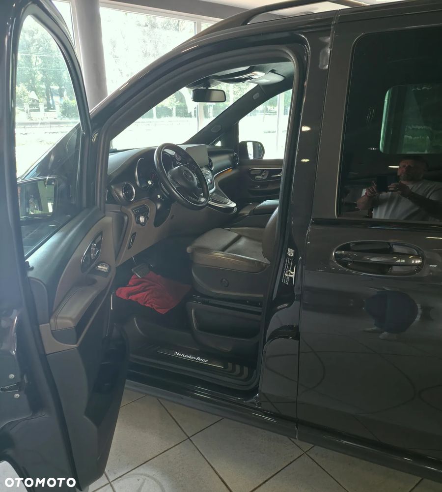 Mercedes-Benz Klasa V 300 d Exclusive 9G-Tronic (d³ugi) - 10