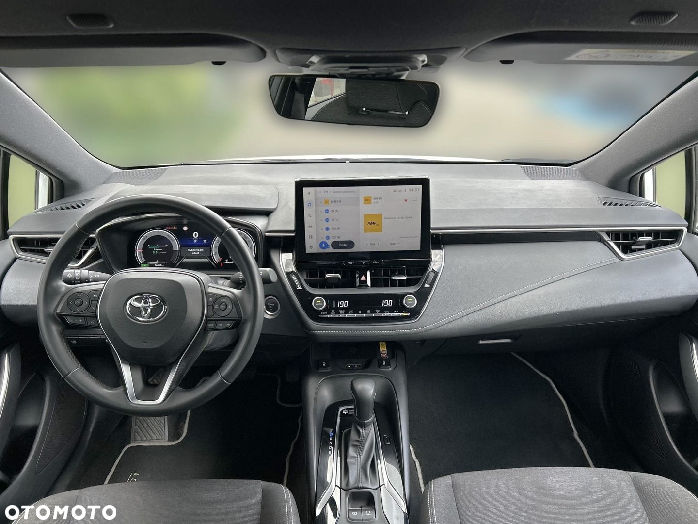 Toyota Corolla - 11