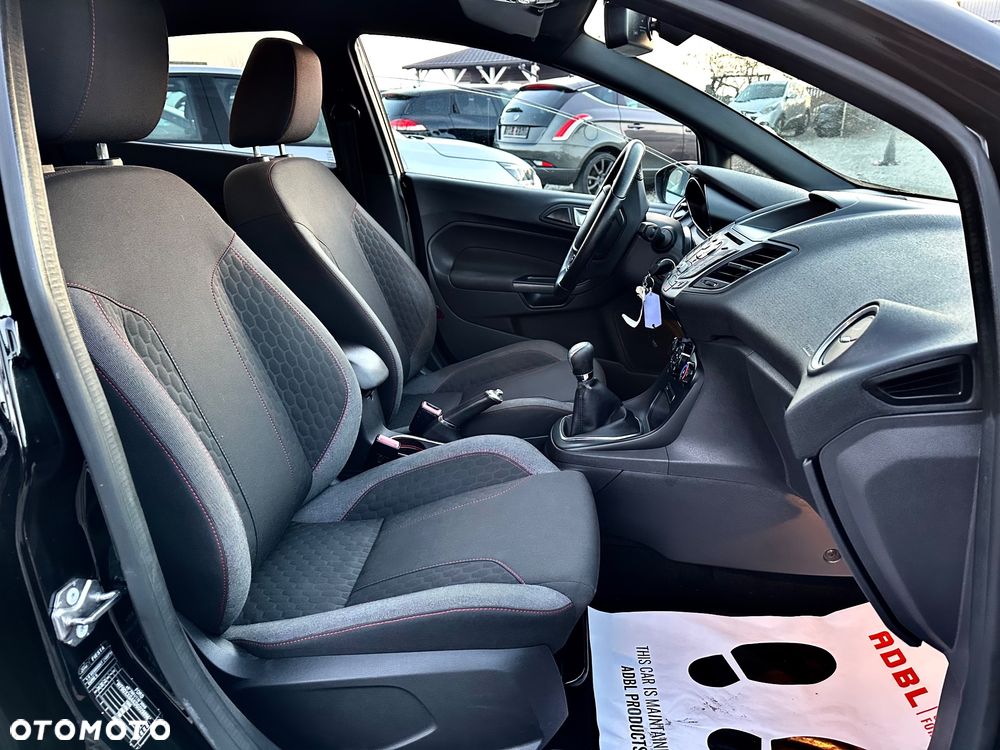 Ford Fiesta 1.0 EcoBoost S&S ST-LINE - 19