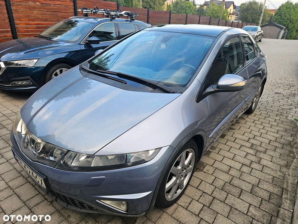 Honda Civic 1.8 Executive - 1