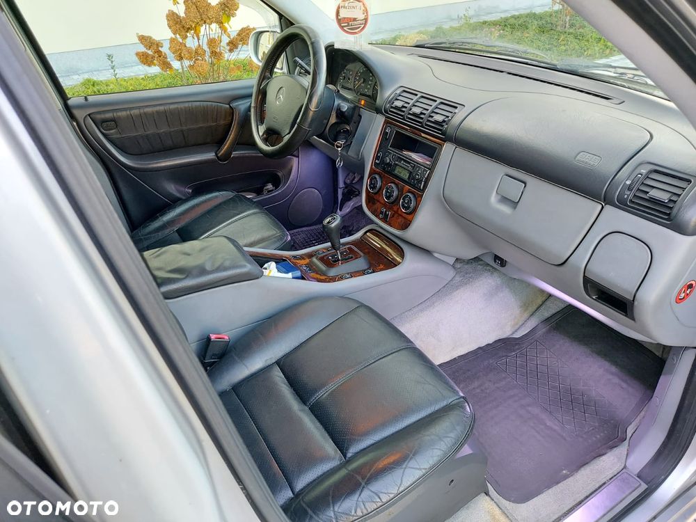 Mercedes-Benz ML - 16
