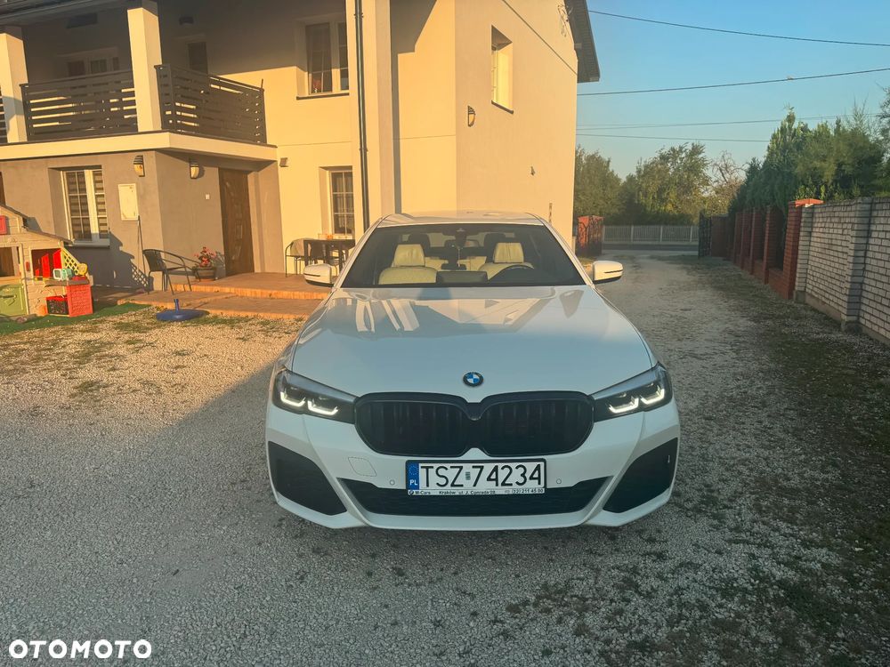 BMW Seria 5 520d xDrive M Sport sport - 2