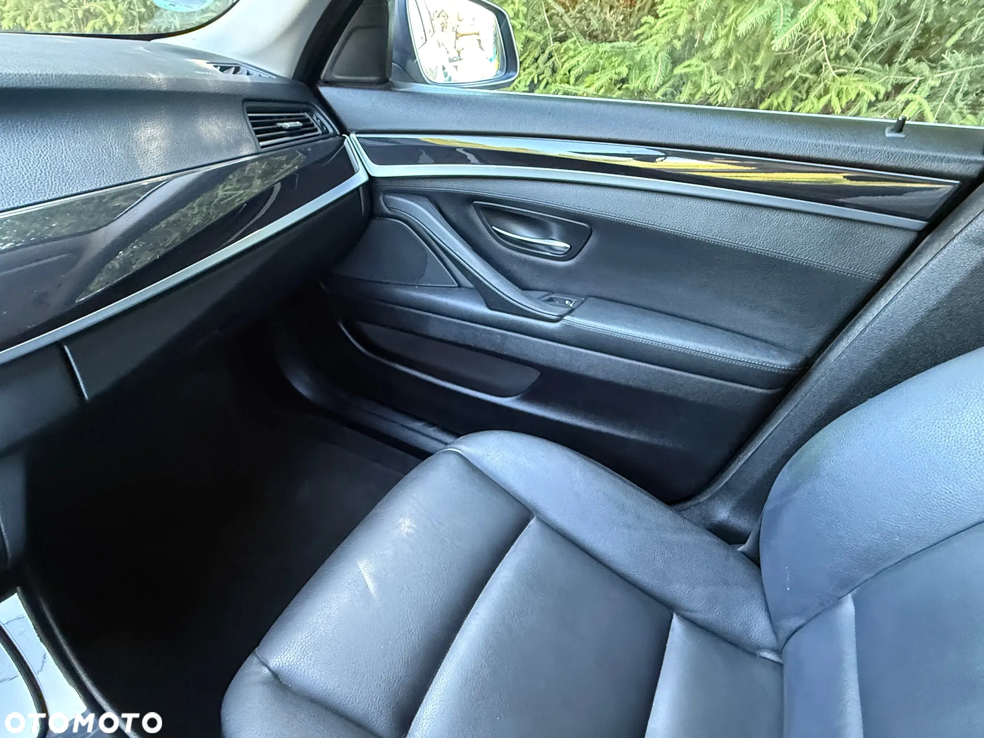 BMW Seria 5 520d Touring - 23