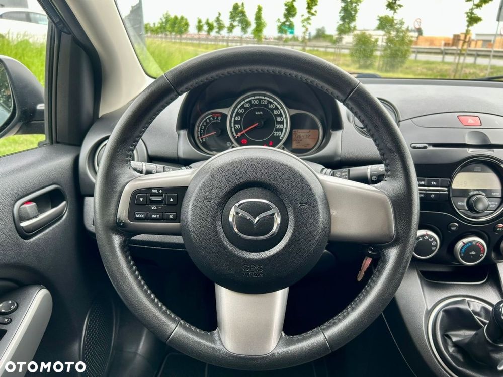 Mazda 2 - 12