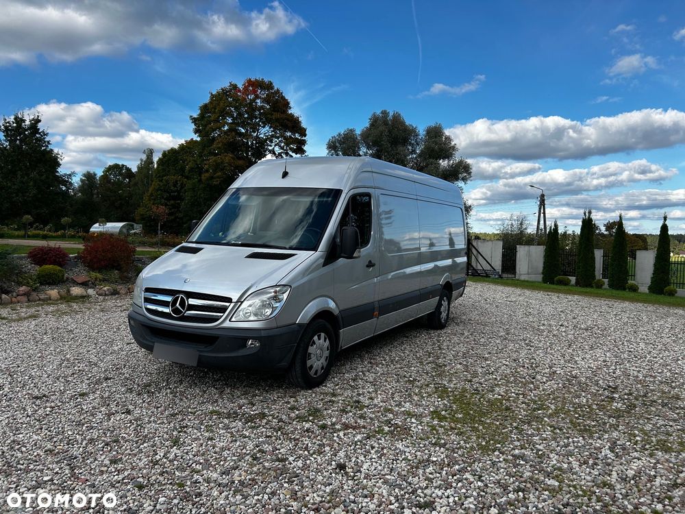 Mercedes-Benz Sprinter