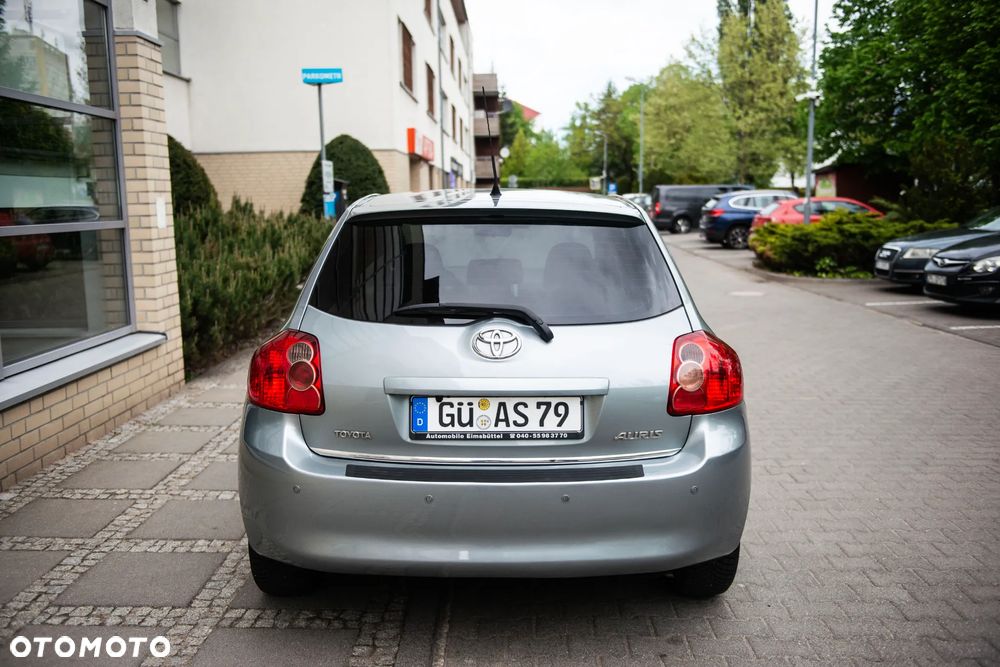 Toyota Auris 1.33 VVT-i Premium - 13