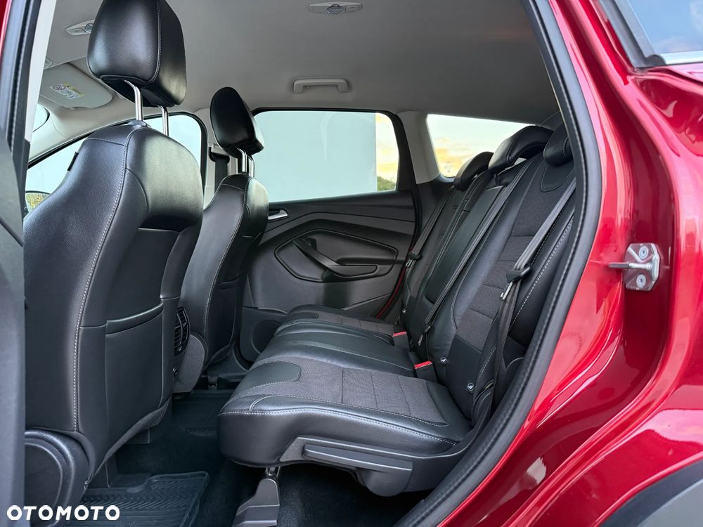 Ford Kuga - 35