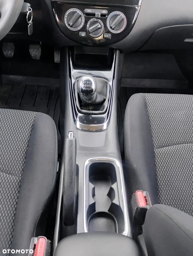 Nissan Pulsar - 26