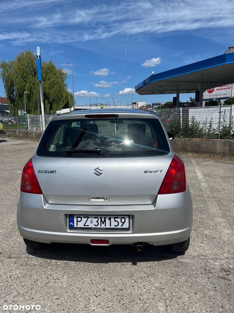 Suzuki Swift 1.3 GLX / Comfort - 4