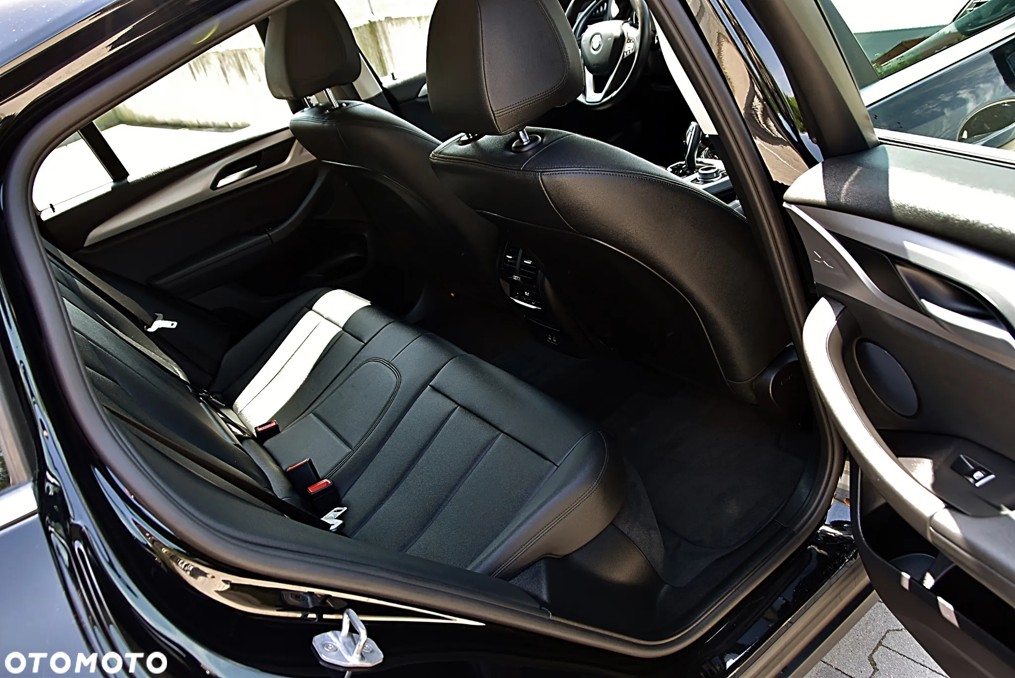 BMW X4 xDrive20i GPF sport - 24