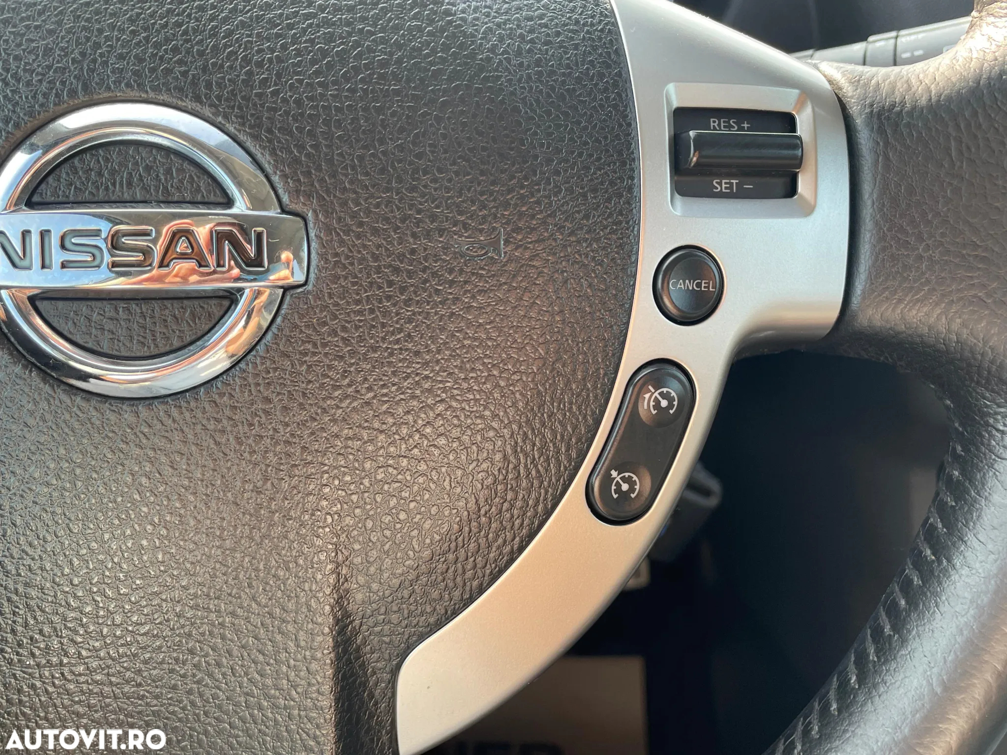 Nissan Qashqai 2.0 DCI 4 x 4 DPF Aut acenta - 19