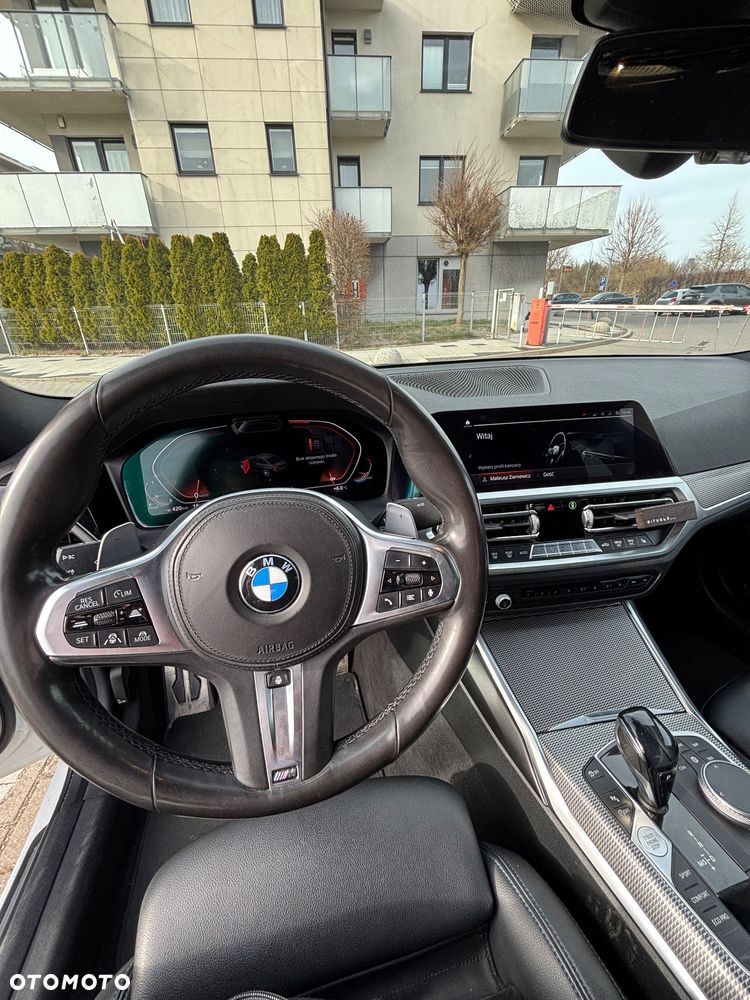 BMW Seria 3 320d xDrive M Sport - 9