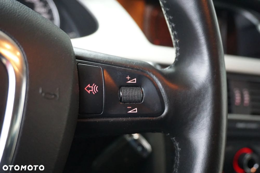 Audi A4 Avant 2.0 TDI DPF Ambiente - 26