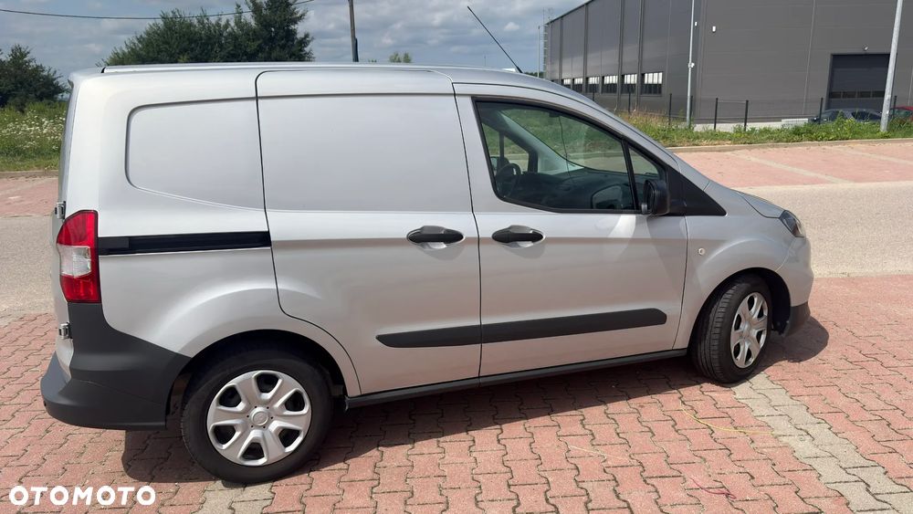 Ford Transit Courier Trend - 4