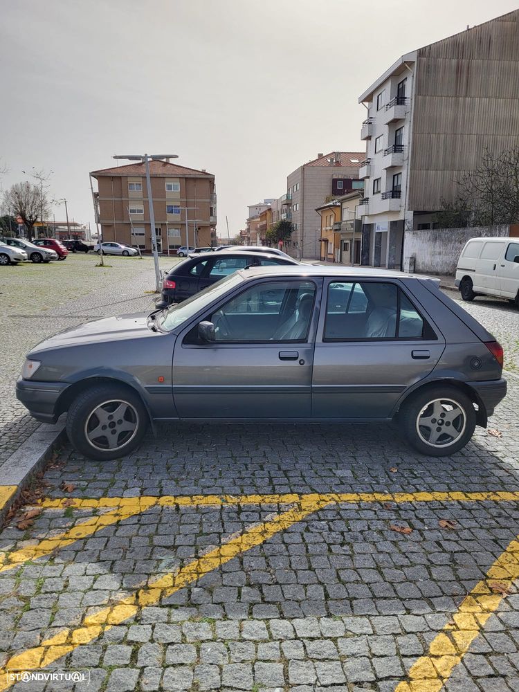 Ford Fiesta 1.6 D C - 4