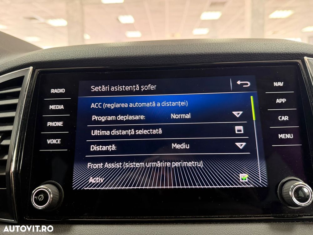 Skoda Karoq 1.6 TDI SCR DSG Style - 36