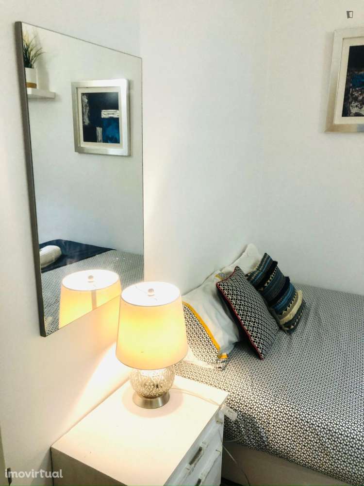 Quarto - localizado em Saldanha Lisbon - Grande imagem: 2/15