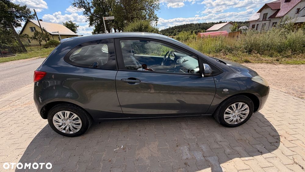 Mazda 2 - 23