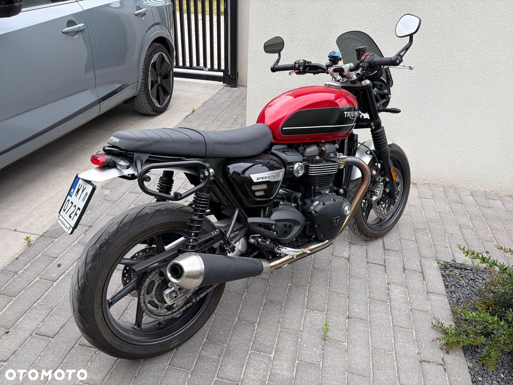 Triumph Speed Twin - 3