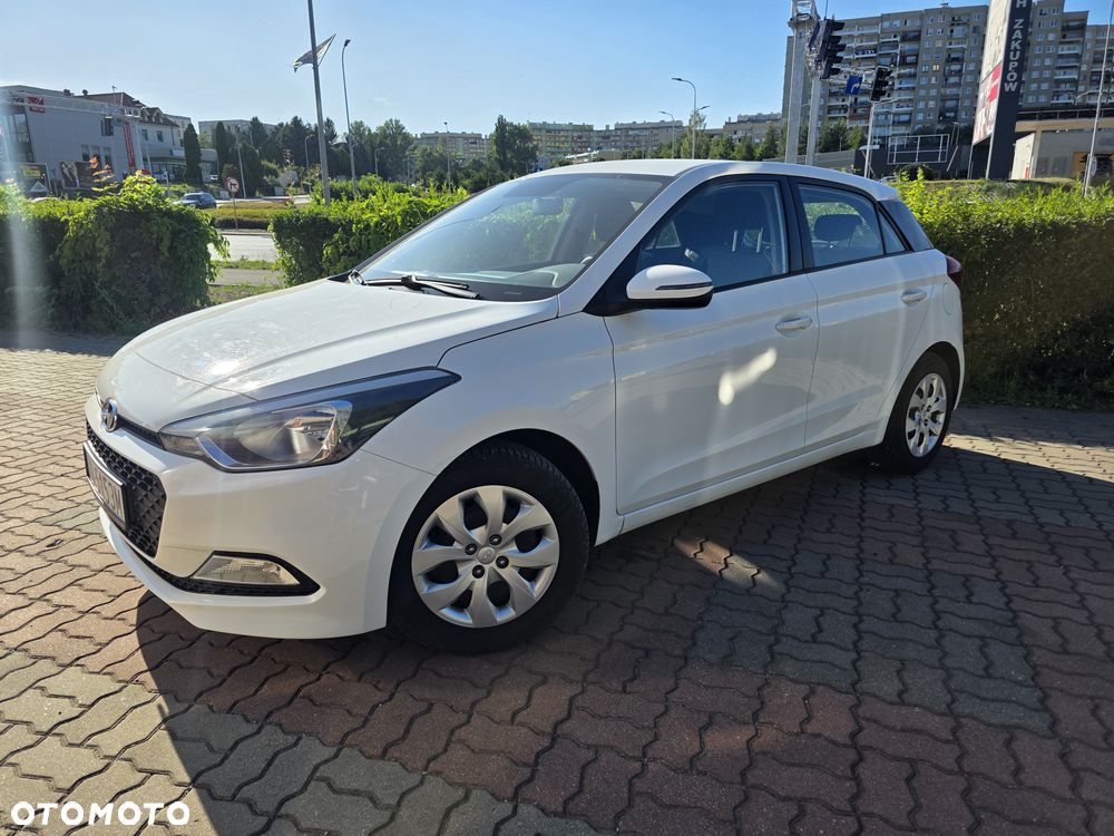 Hyundai i20 1.2 YES Gold - 3