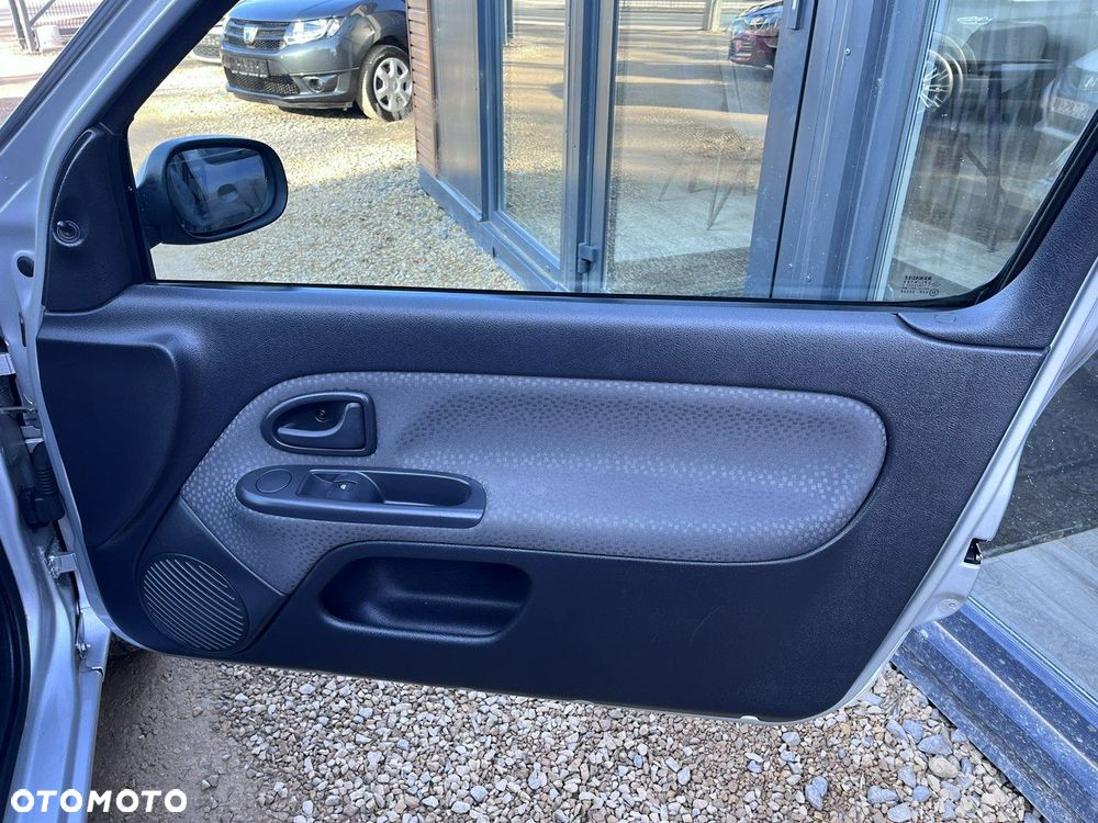 Renault Clio 1.2 Campus Authentique - 20