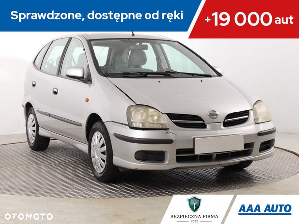 Nissan Almera Tino