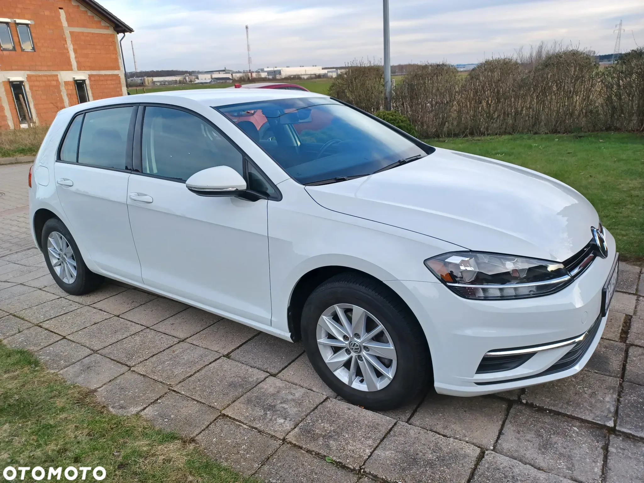 Volkswagen Golf 1.4 TSI ACT BlueMotion Technology DSG Comfortline - 2