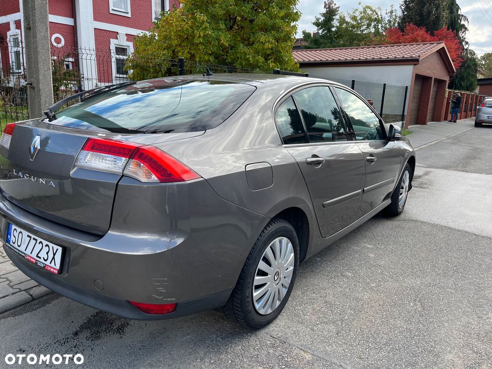 Renault Laguna 2.0 Privilege - 12