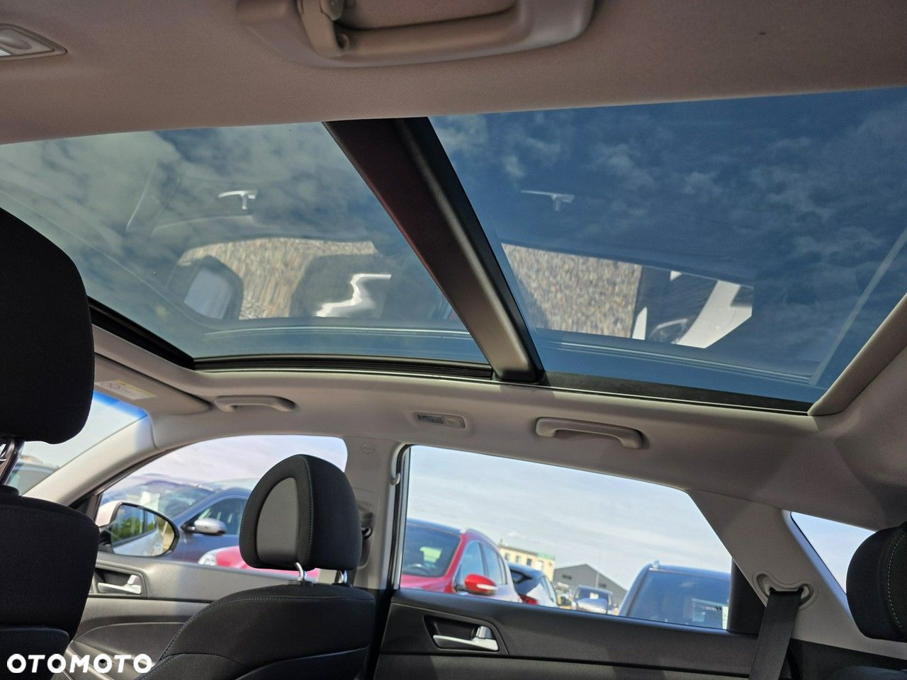 Hyundai Tucson 1.6 GDi 2WD Premium - 2