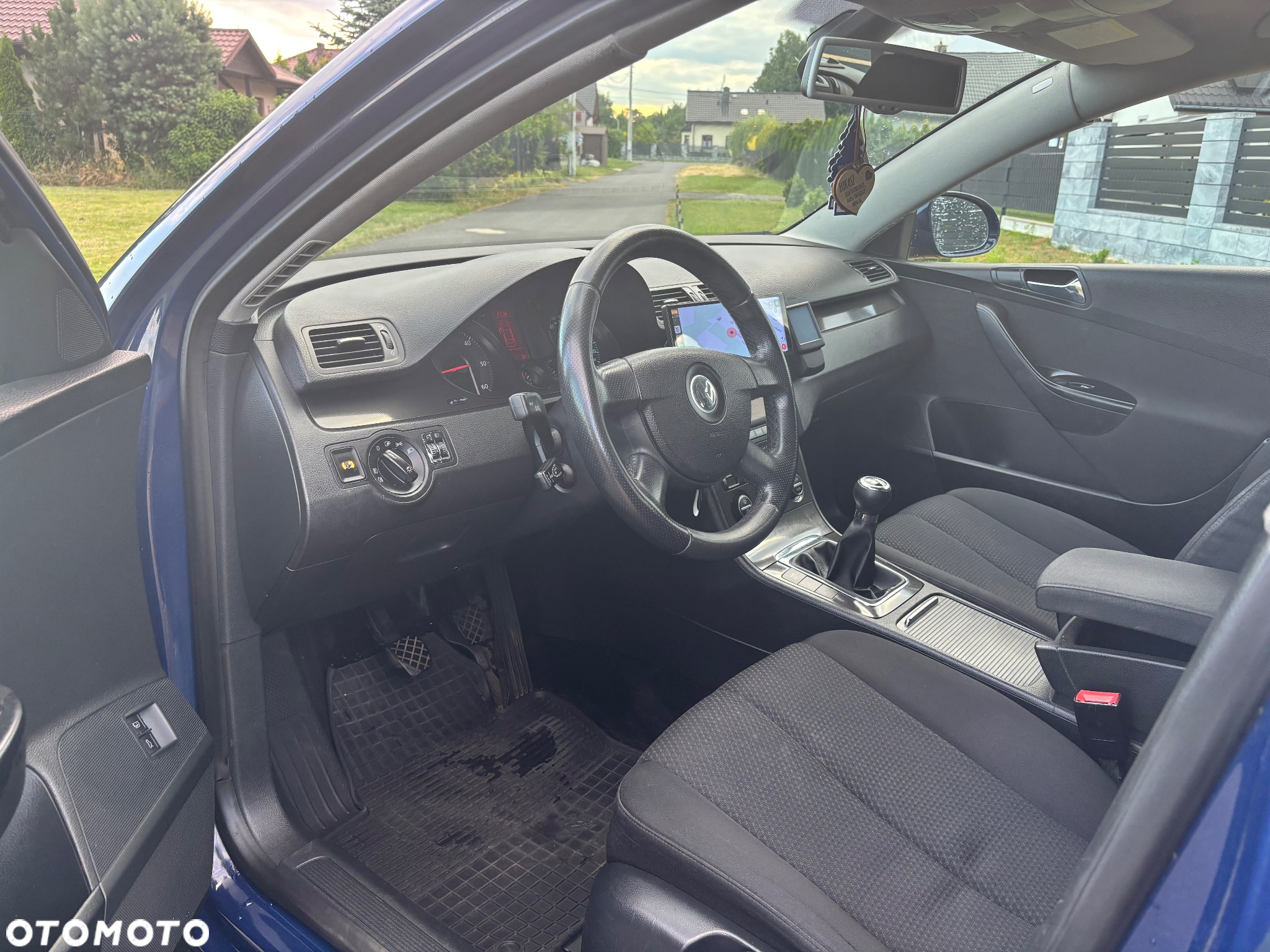 Volkswagen Passat 2.0 TDI Comfortline - 6