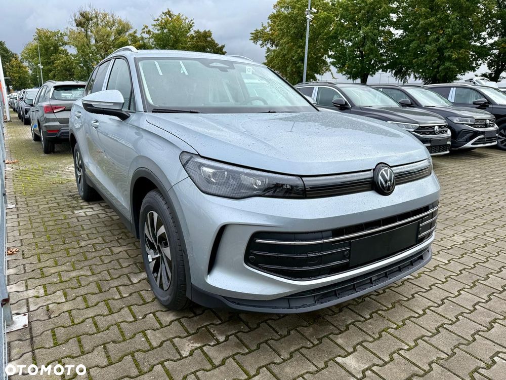 Volkswagen Tiguan - 4