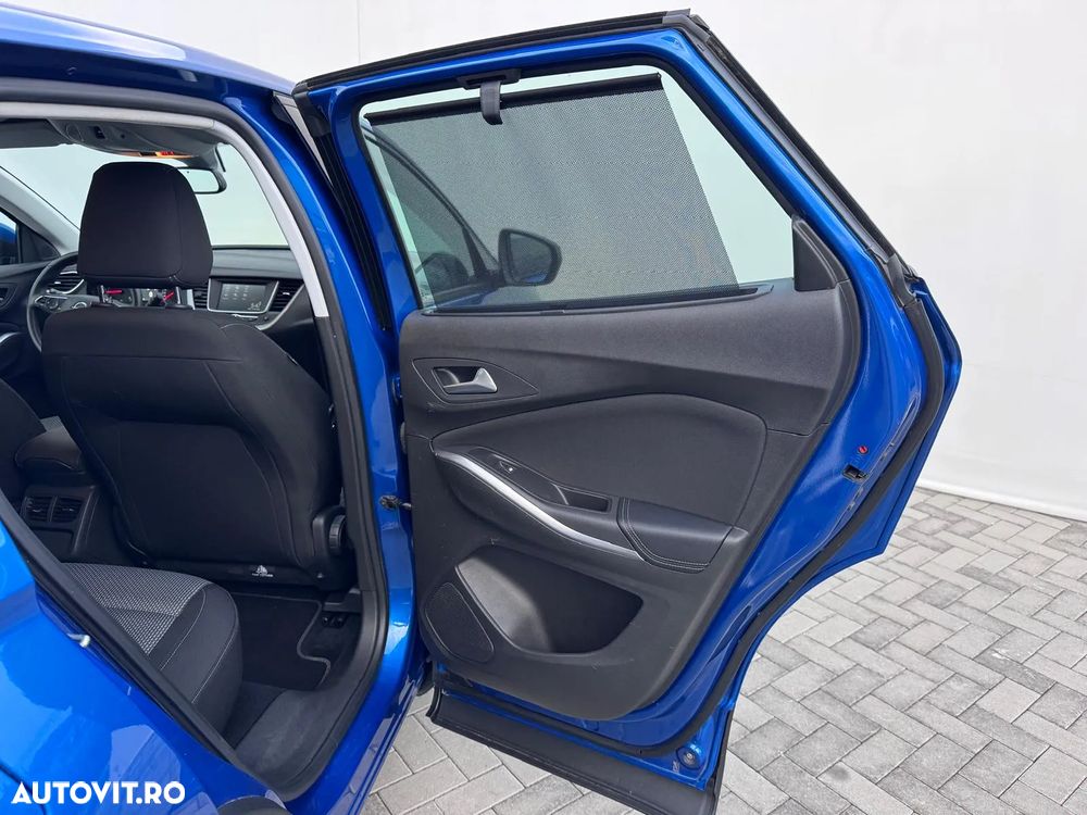 Opel Grandland X - 16